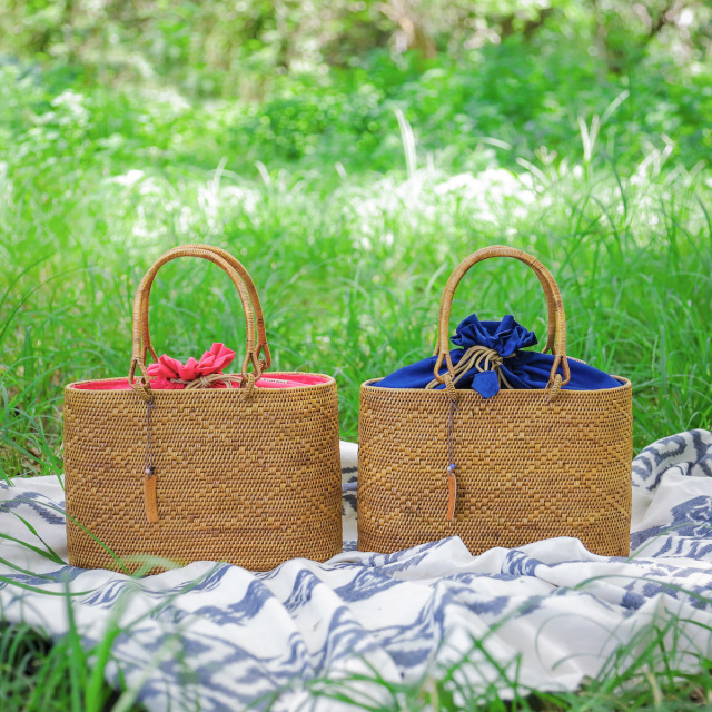 楕円巾着バッグMサイズ マチ広 (NAB695B) Rosily(ロージリー) バリ島