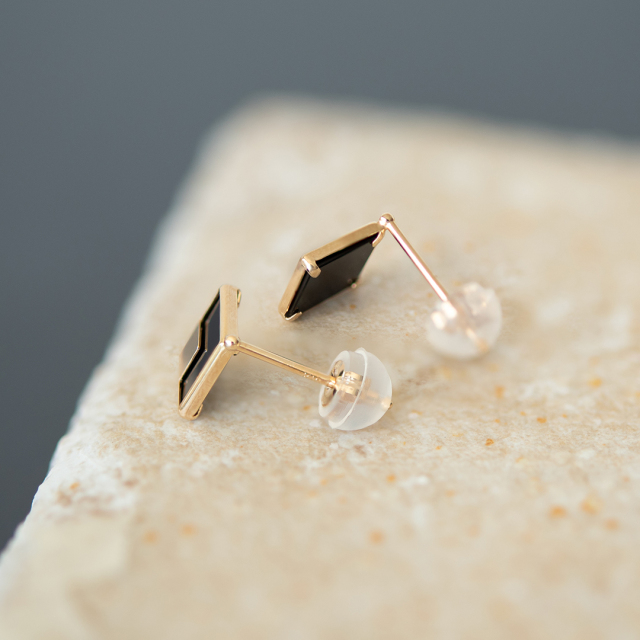 ピアス K10イエローゴールド オニキス アクセサリーPePe オンラインストア