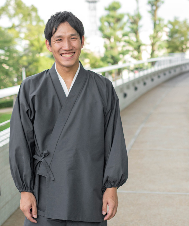 袖・裾ゴム式 撥水高機能作務衣 No.2 グレー | 作務衣・甚平通販 和粋庵