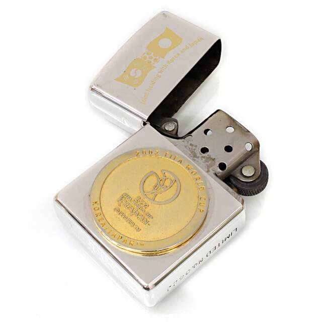 絶版/ヴィンテージ Zippo ジッポー 中古 2001年製造限定品 2002 FIFA