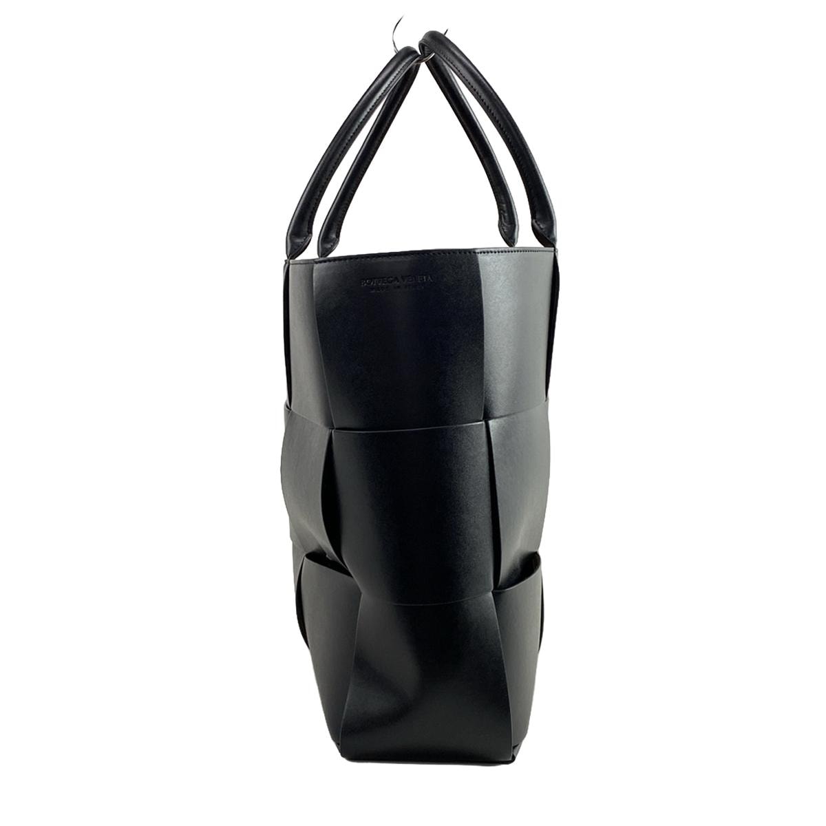 ボッテガヴェネタ/トートバッグ/ラージ ザ・アルコ トート/黒/レザー