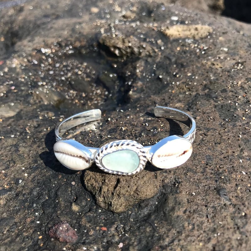シーグラス＆シェル 唐草模様 バングル 925シルバー | Voyage Jewelry