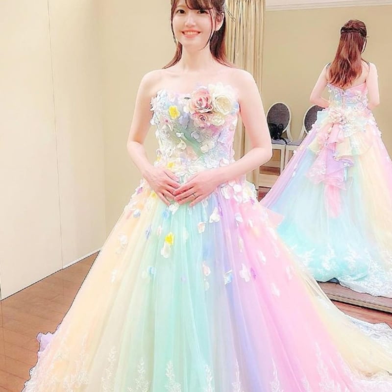 可愛い カラードレス レインボー 花モチーフ 挙式 /花嫁/2次会