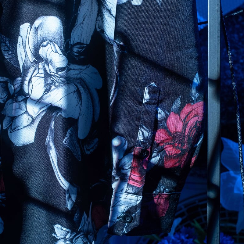 夜に溶ける無垢のワイシャツ | 歪hizumi