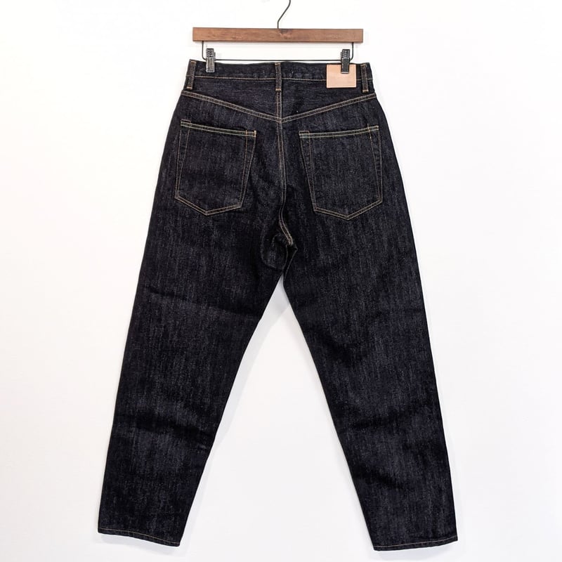 UNISEX 》 HATSKI / Loose Tapered Denim ( ONE W