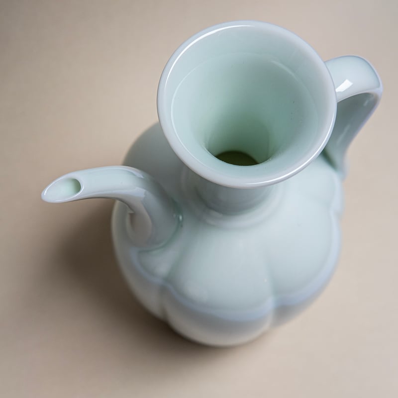 鶯歌茶器 青磁宋代点茶壺（花瓶型） | 三米文化｜Mittsukome Bunka