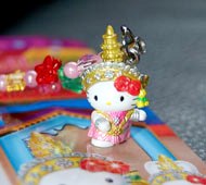 タイ舞踊・象乗り、ご当地キティ登場！ -FUJIスーパー | バンコクナビ