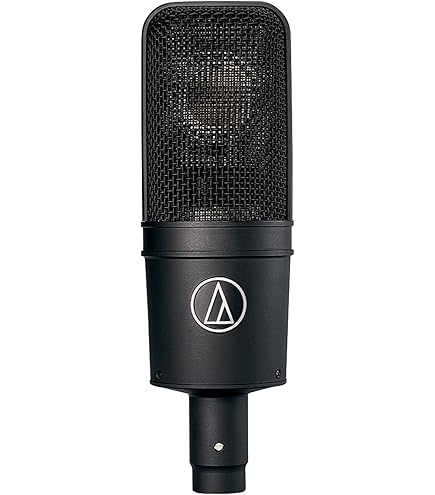 Amazon | [ AKG ] コンデンサマイク 単一指向性マイク 【 電池駆動にも