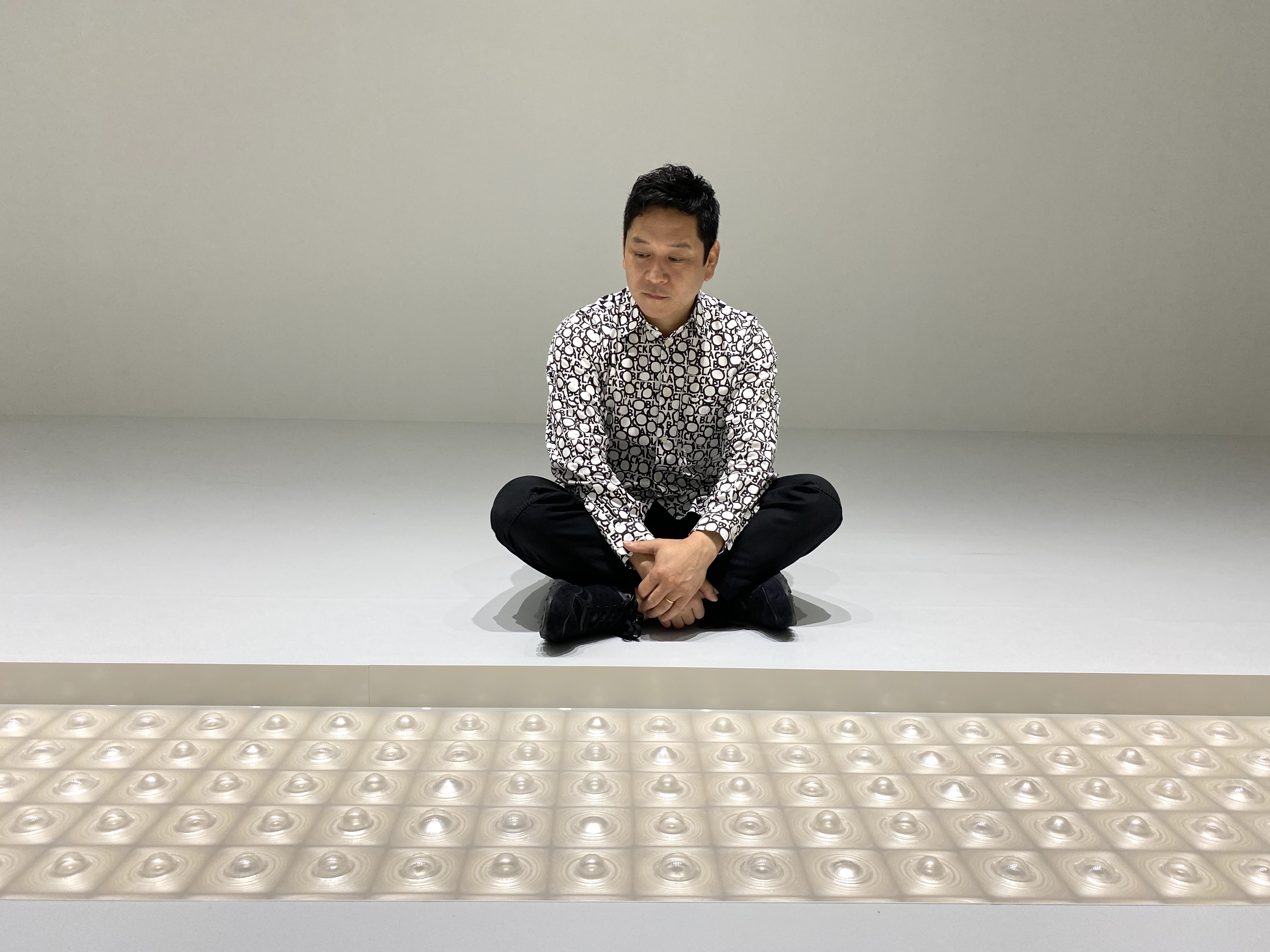 名和晃平 生成する表皮」展を作家のコメントとともに最速レポート