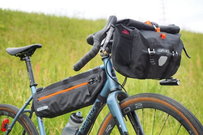 旅人愛用の本格派！『オルトリーブ』のバイクパッキングシリーズを