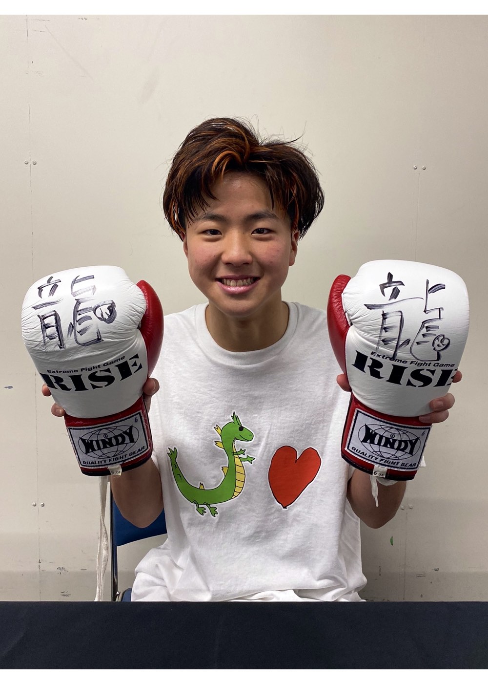 HATTRICK（ハットトリック）-選手の想いをファンへ届ける公式