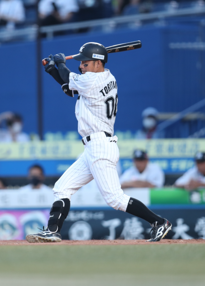 HATTRICK（ハットトリック）-選手の想いをファンへ届ける公式