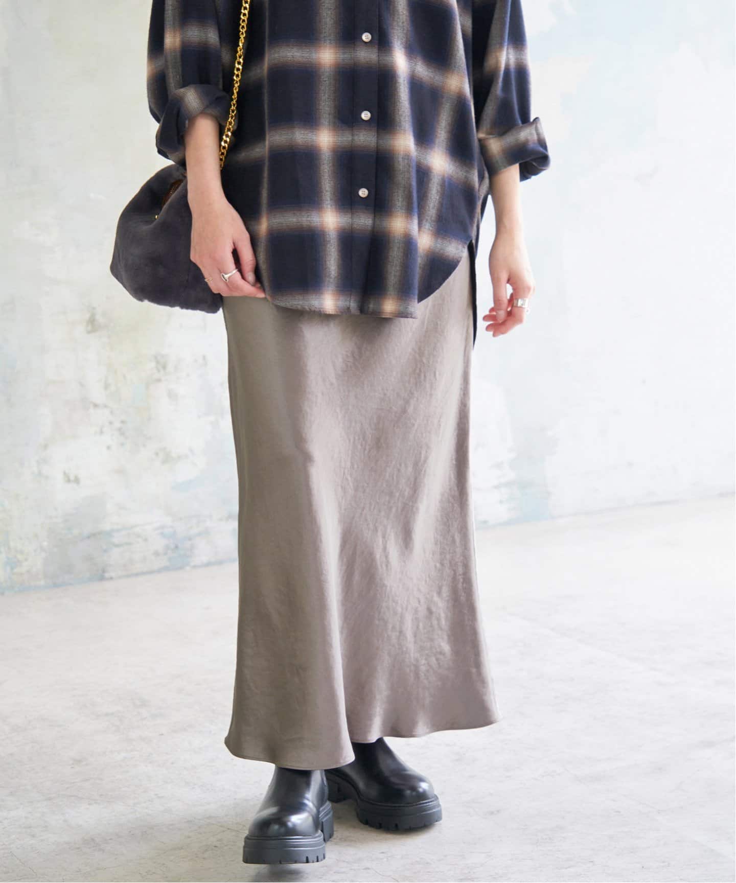 追加》サテンフレアスカート（ロング・マキシ丈スカート）｜Spick and