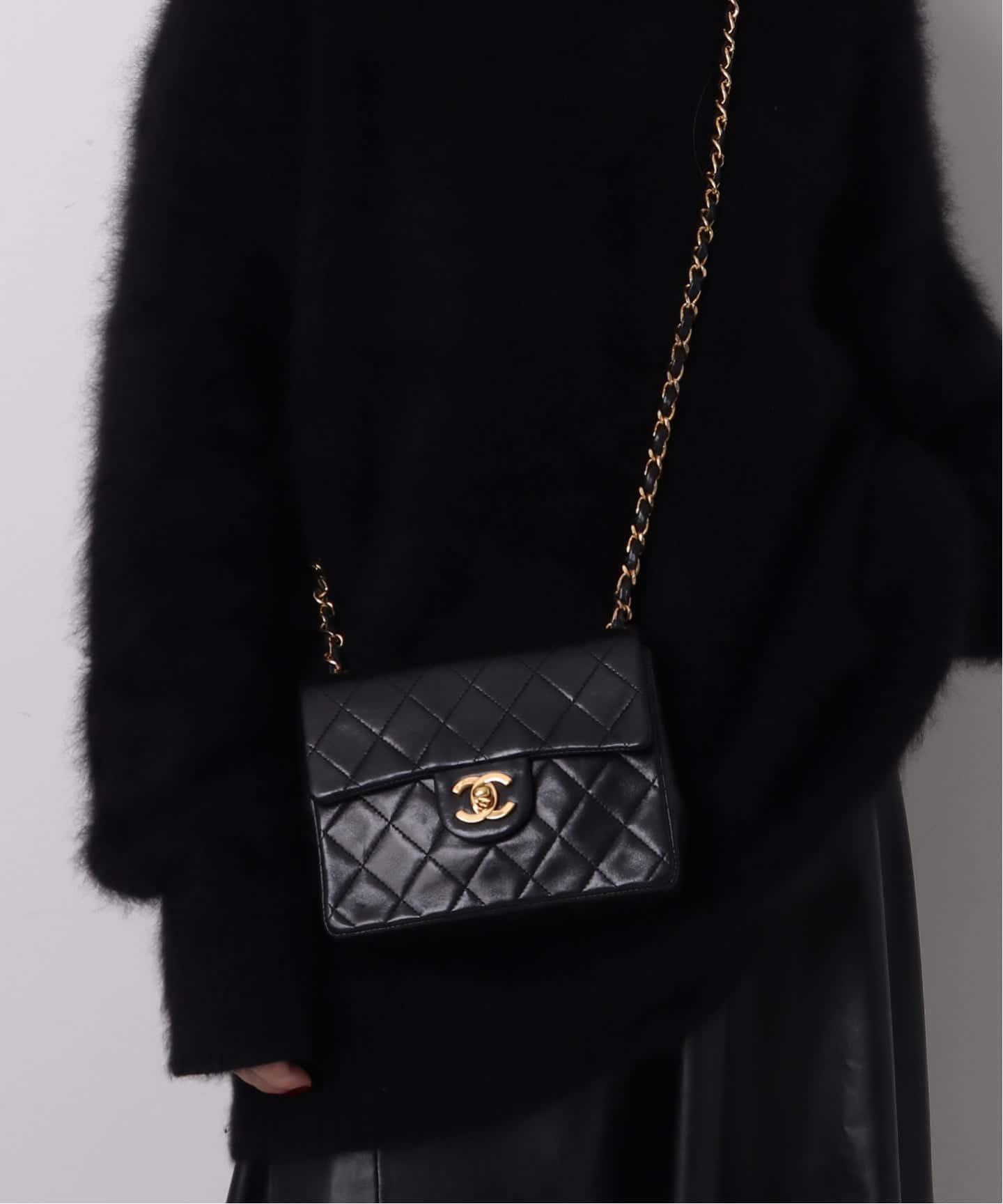 VINTAGE CHANEL/シャネル】 Matelasse チェーンショルダーバッグ 17