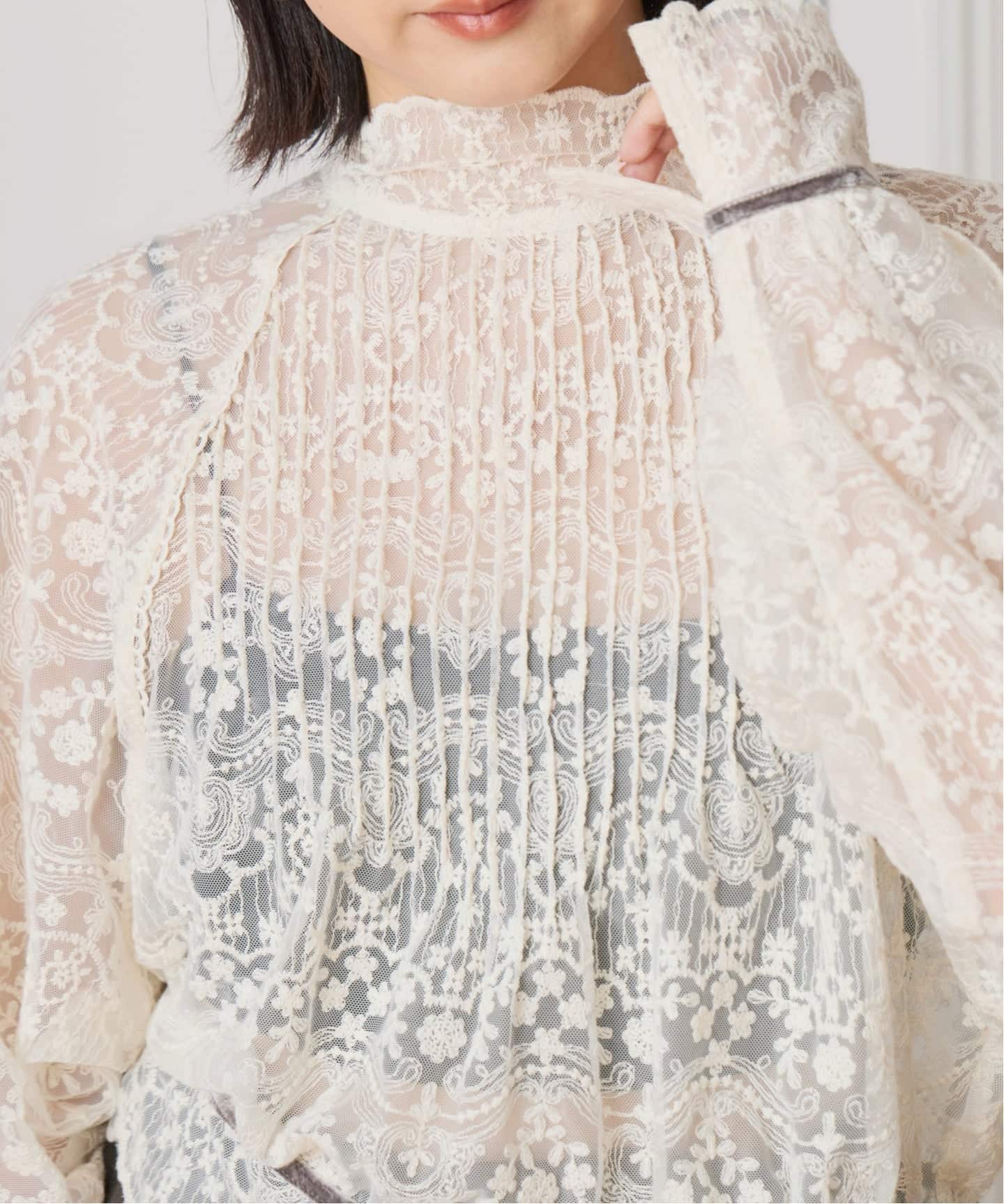 IENA LA BOUCLE チュールエンブロイダリーブラウス（シャツ／ブラウス