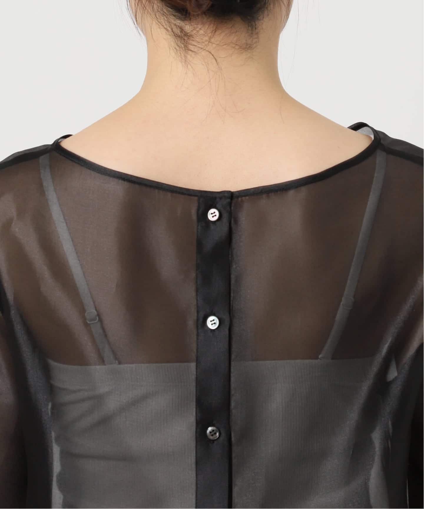 追加》パールシアープリーツカフスブラウス（シャツ／ブラウス