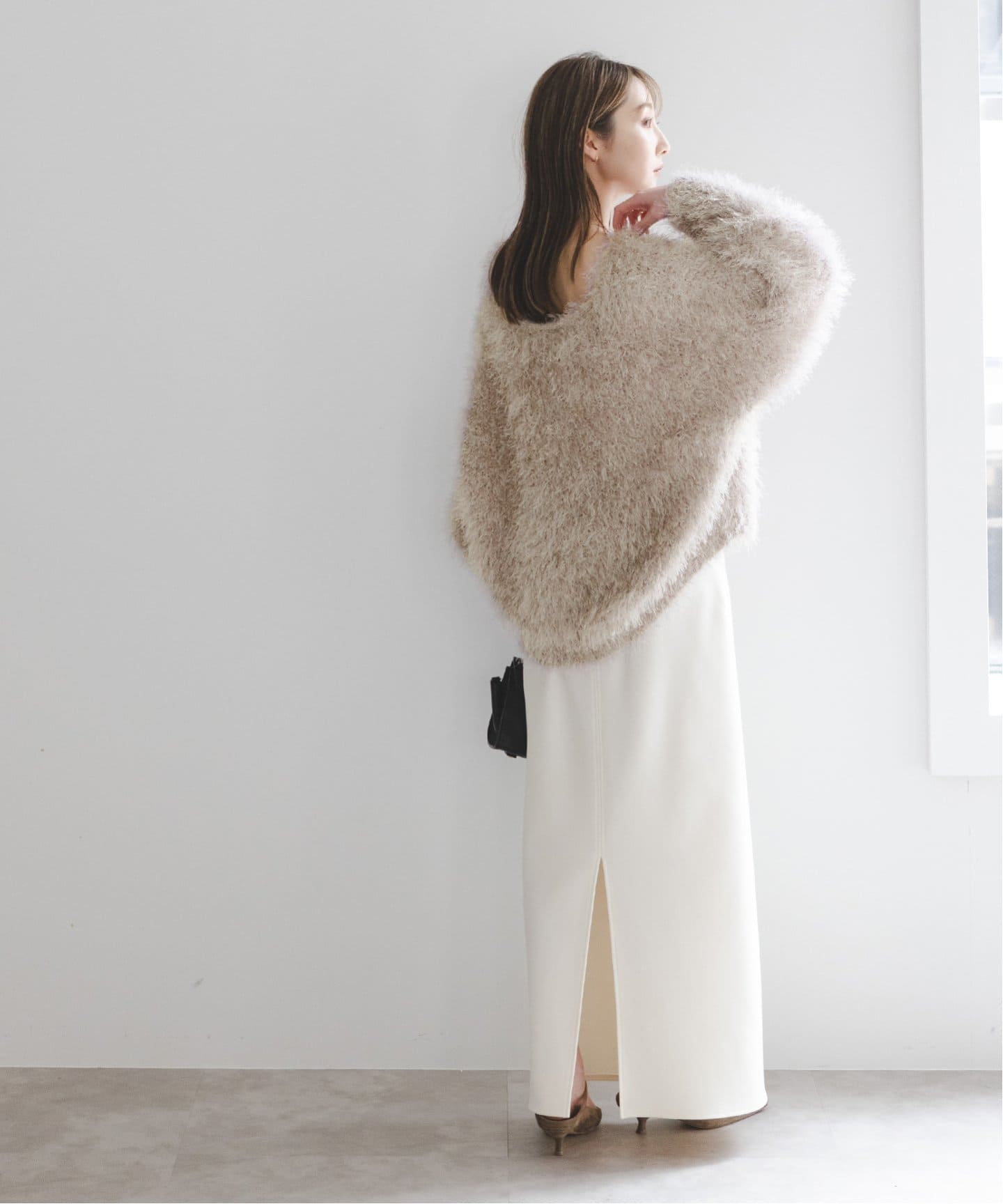 フェザーニットVネックプルオーバー（ニット／セーター）｜NOBLE