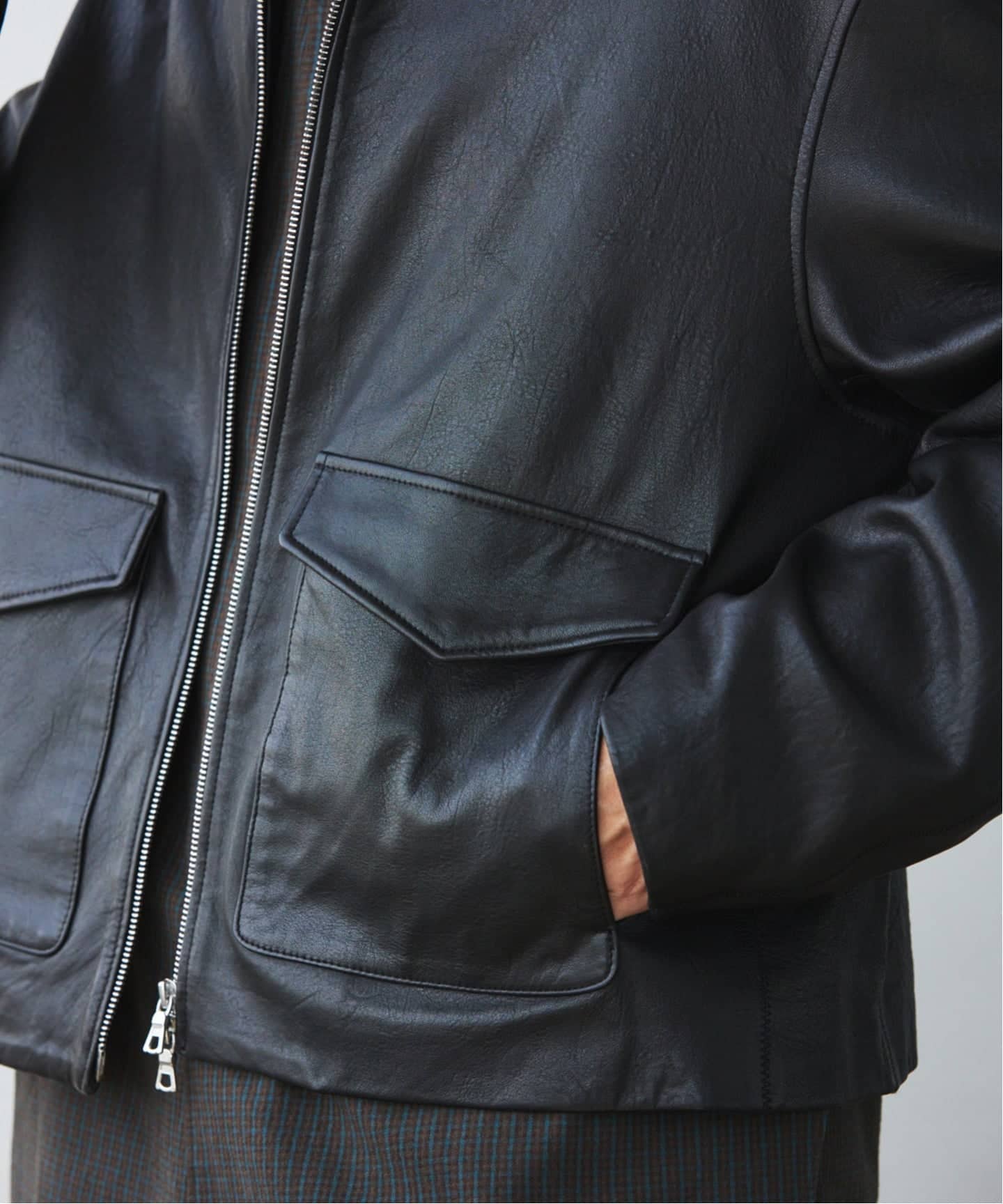 LA BOUCLE (ラブークル) LAMB LEATHER FLIGHT ジャケット（レザー