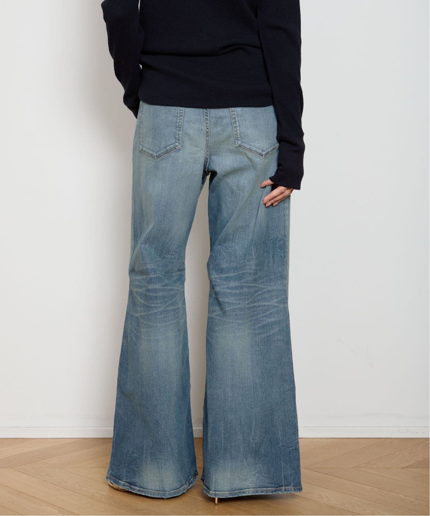 SURT/サート】MANNISH BAGGY デニム（デニムパンツ・ジーンズ）｜MUSE