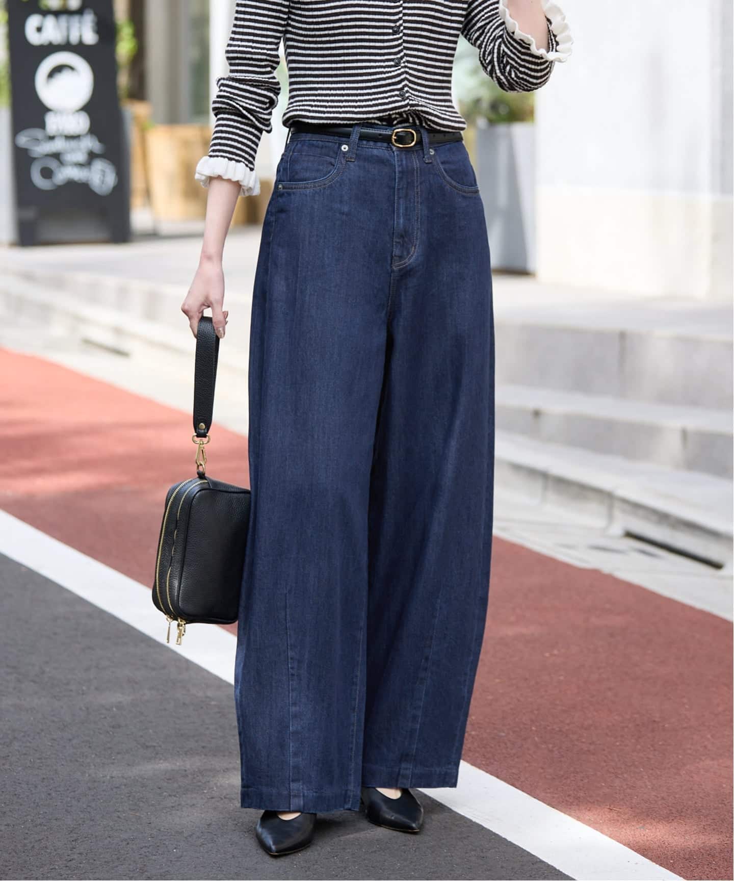 4サイズ展開》LE DENIM PEG カーブワイドデニム（デニムパンツ