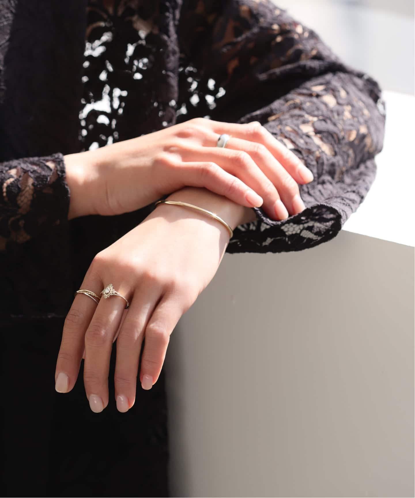 予約》2.5パイプC型バングル K10（ブレスレット・バングル）｜Lilas