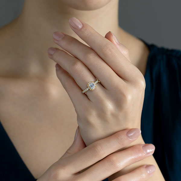 K18YG ルシーダ エメラルドカット ダイヤモンド エタニティタイプ