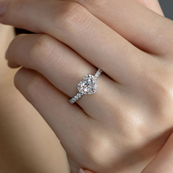 PT950 ルシーダ ハートシェイプ ダイヤモンド エタニティタイプ