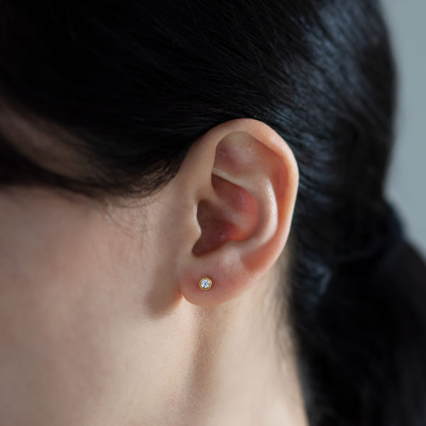 K18YG サークレットグレイン ダイヤモンド ピアス total 0.2ct