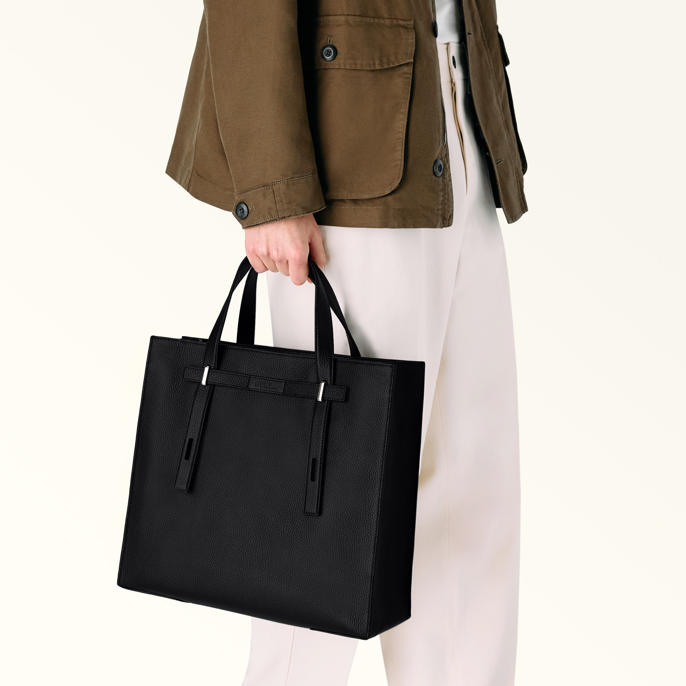 トートバッグ L NERO Furla Man Giove | Furla JP