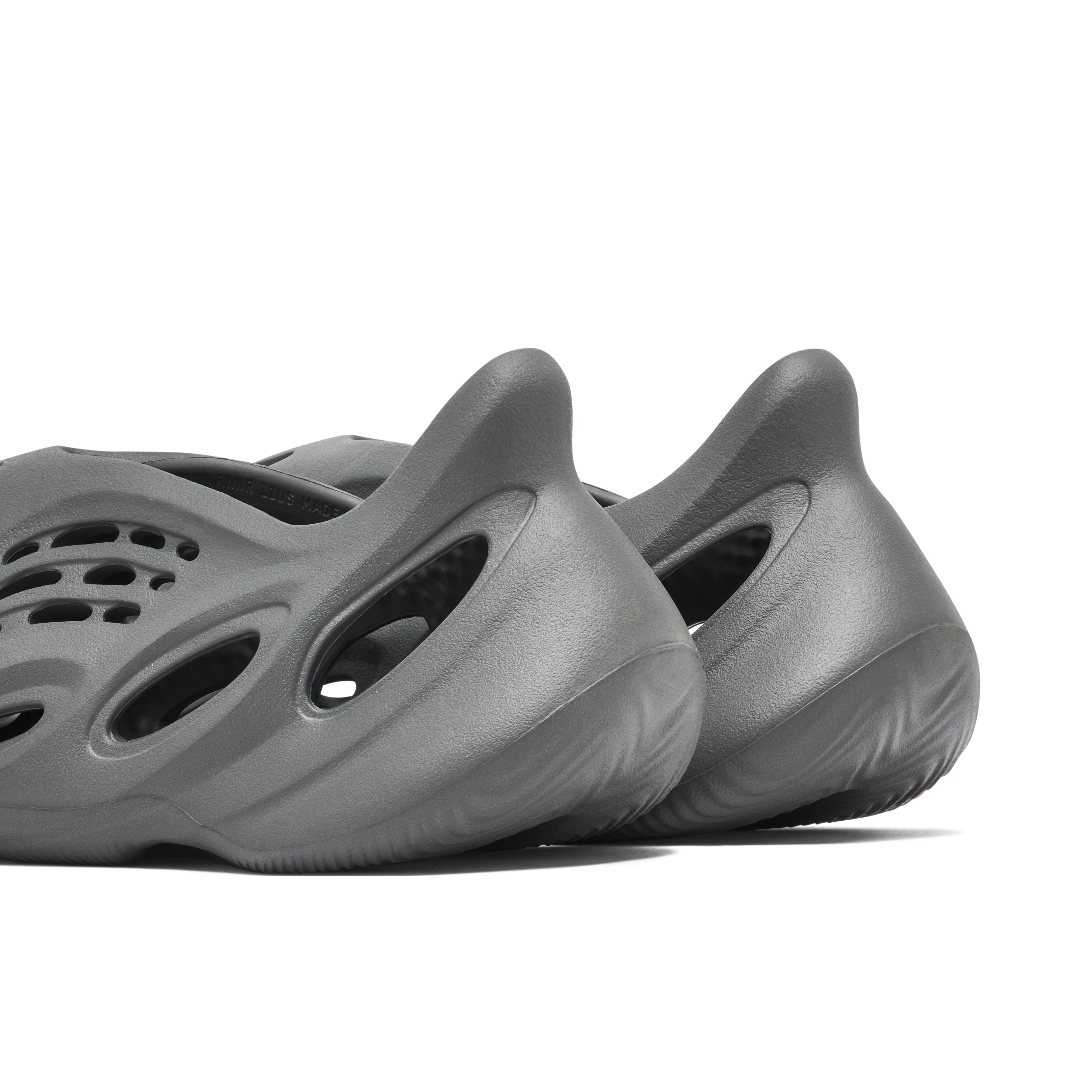 Yeezy Foam Runner Carbon | IG5349 | Laced