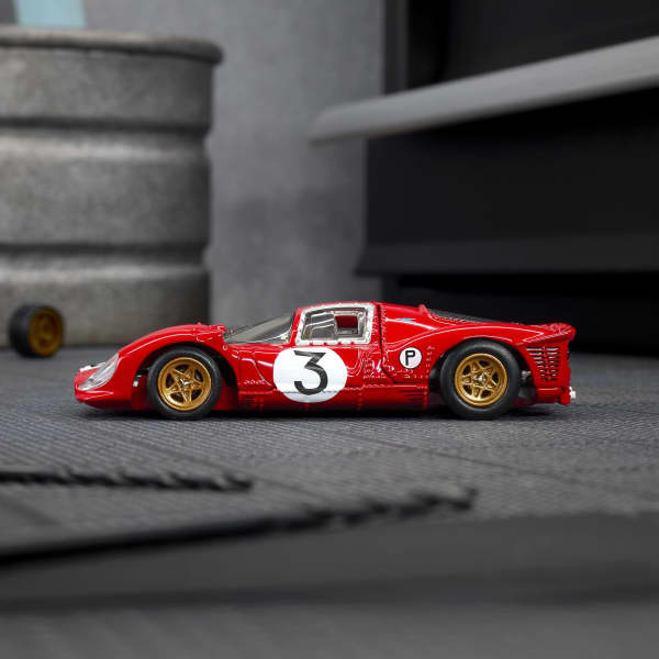 Hot Wheels Elite 64 1967 Ferrari 330 P4 | Mattel Creations