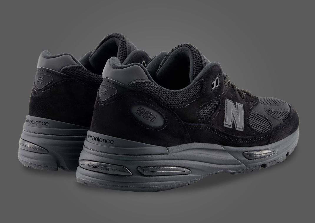 The New Balance 991v2 Made in UK Triple Black Releases in 2025
