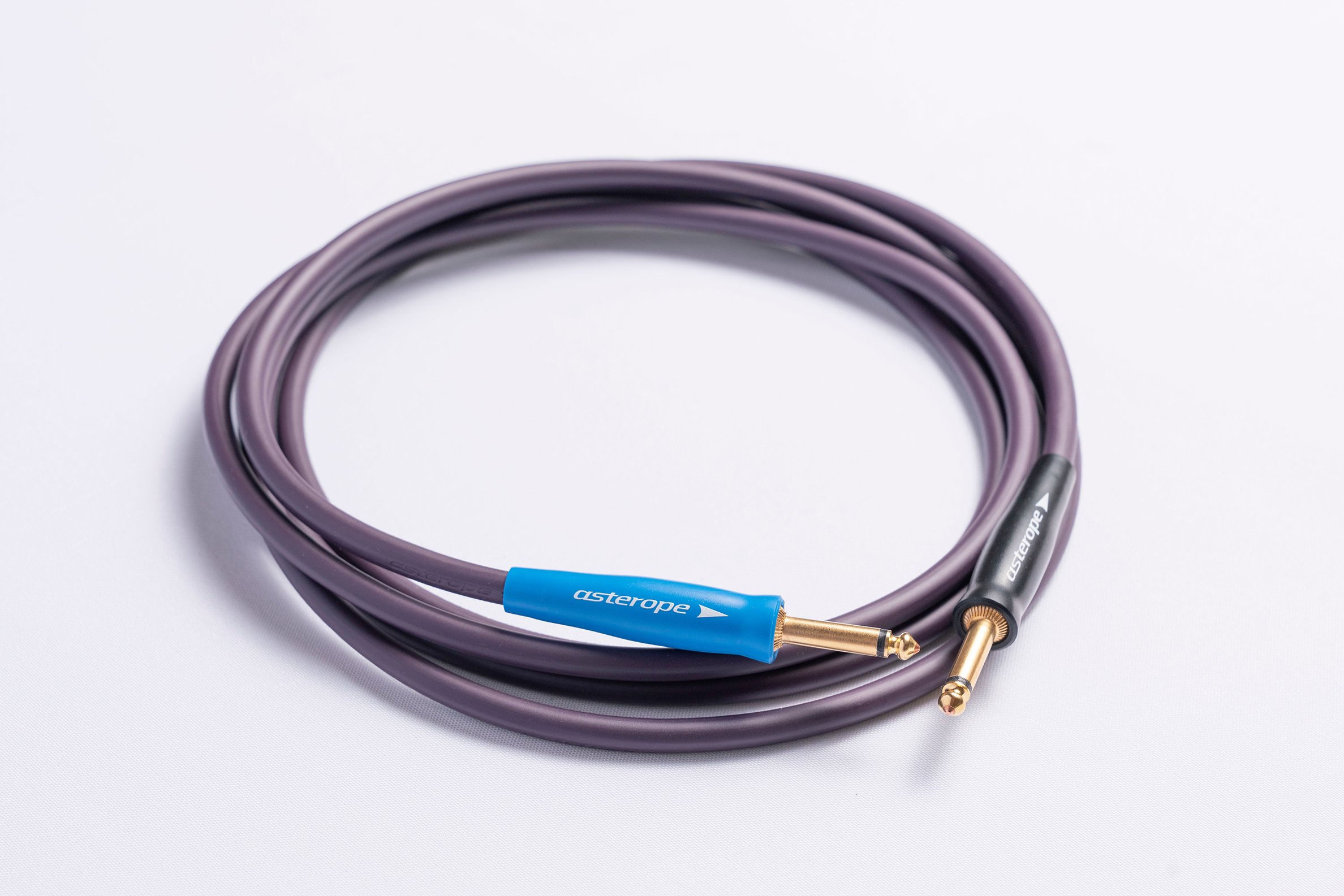 Pro Studio Straight-to-Straight Cable | Gold Connectors | Asterope