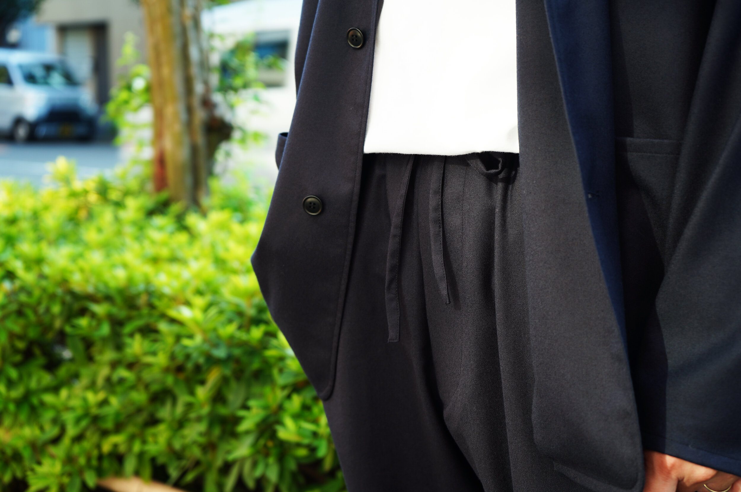 COMOLI ウールフラノ スタンドカラージャケット & ドローストリング