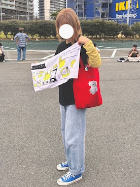 Tシャツ/カットソーを使った「あいみょん」の人気ファッション