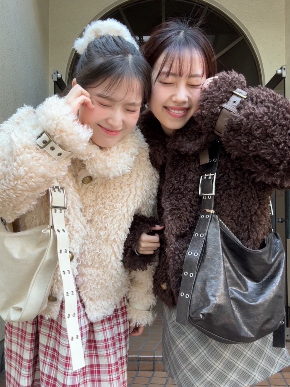 フェイクファーコート❤️🤍 | ayaka | TINA：JOJUN | タカシマヤ