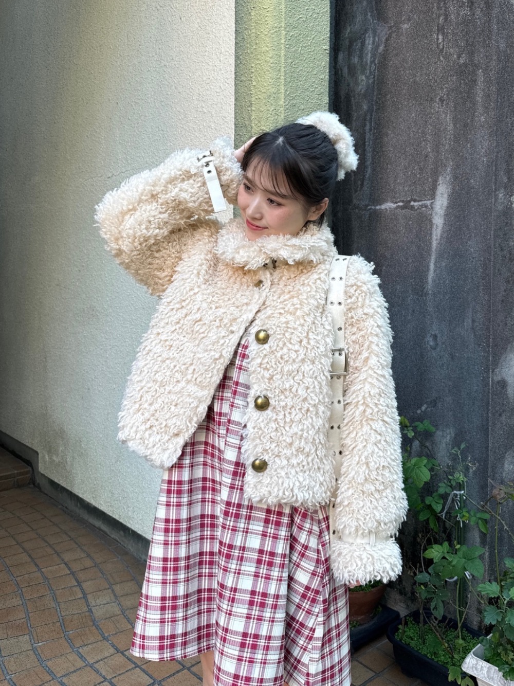 フェイクファーコート❤️🤍 | ayaka | TINA：JOJUN | タカシマヤ