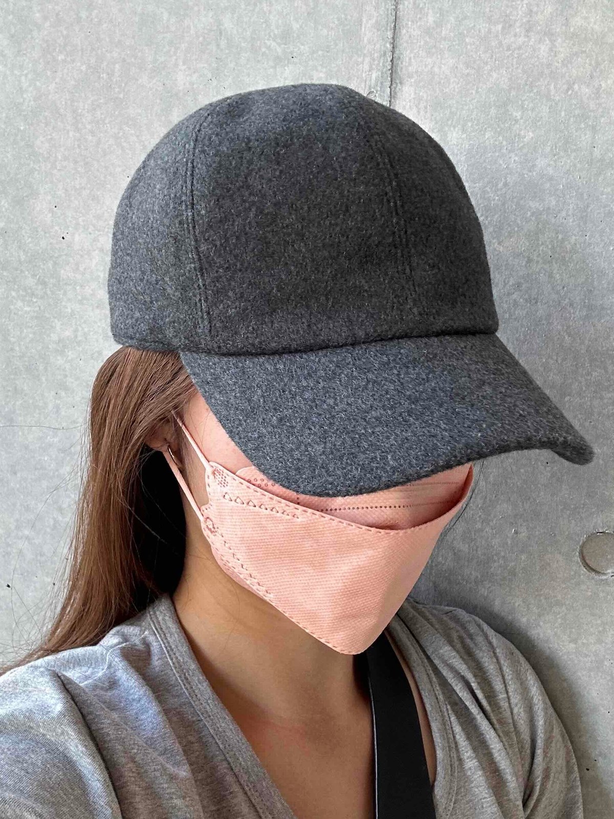 イリスフォーセブン（IRIS47）】のカシミヤ100％キャップは、小顔効果