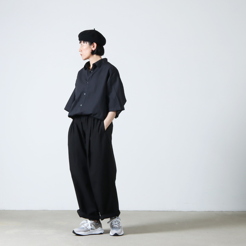 Veritecoeur (ヴェリテクール) ユニセックスシャーリングタックパンツ