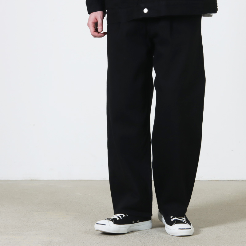 Graphpaper (グラフペーパー) Selvage Denim Two Tuck Pants ‐ INDIGO