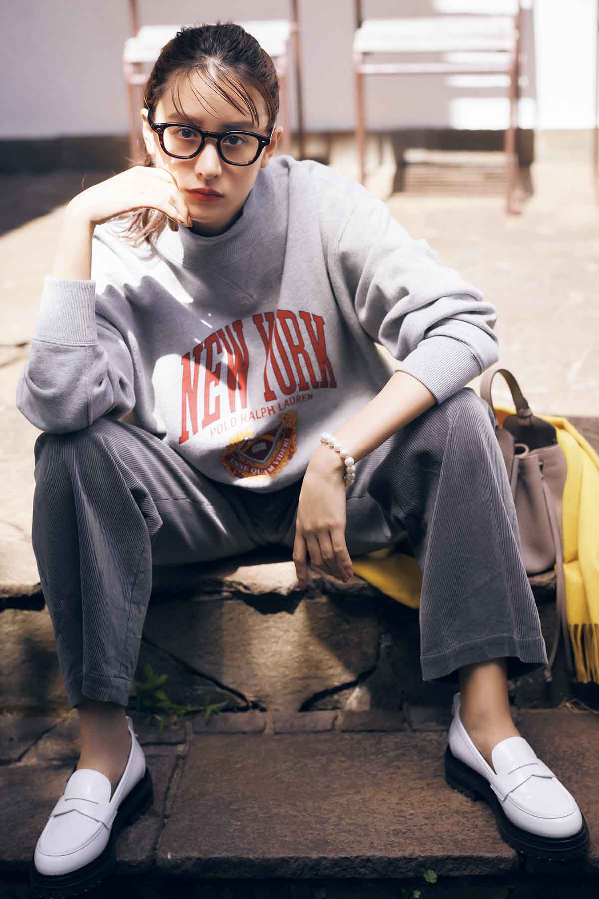 山本美月が着こなす「ポロラルフローレン」秋の名品アイテム【ロゴ