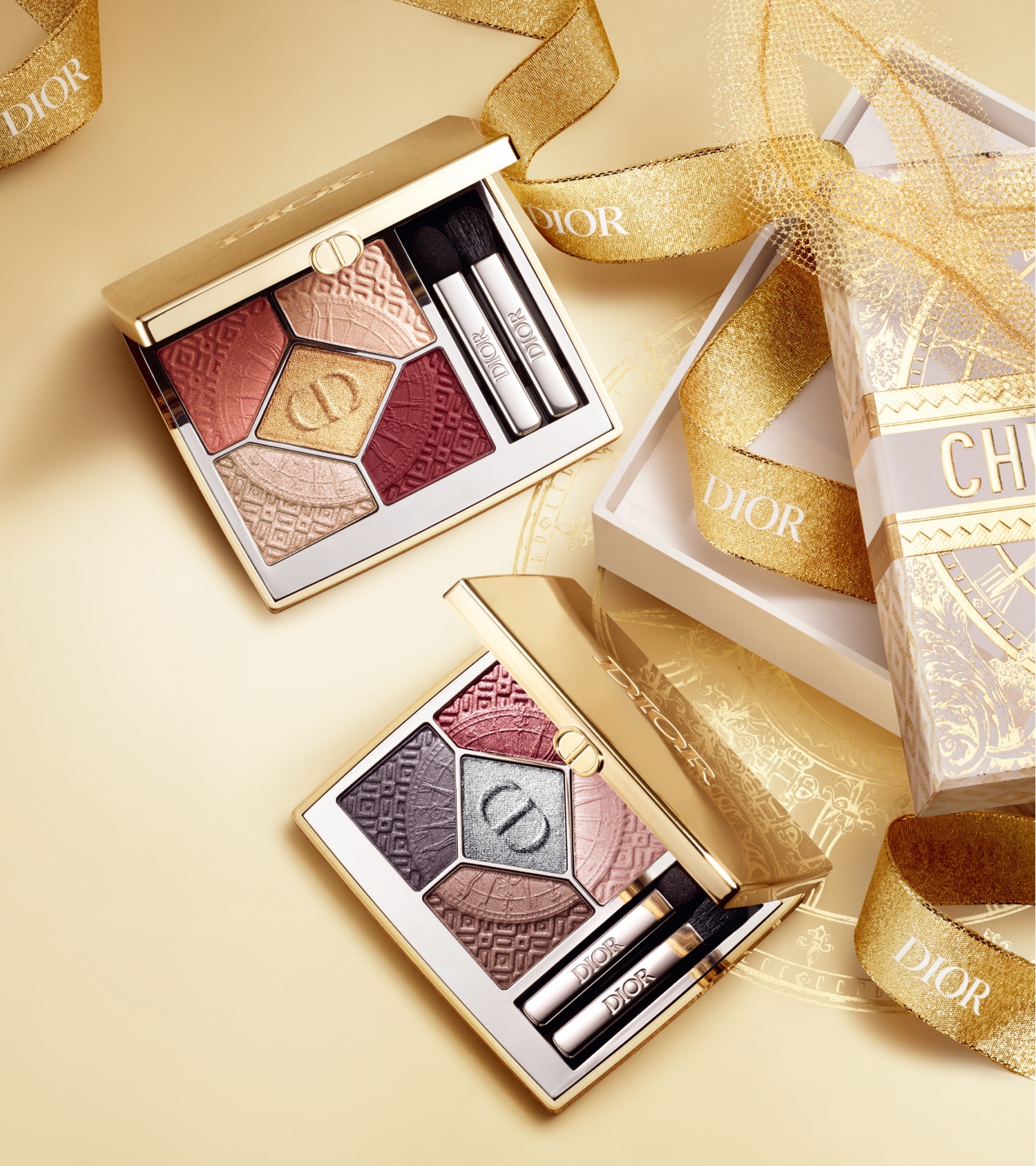 明日発売！】もうクリスマス♡DIORの限定コレクションは舞踏会を想起