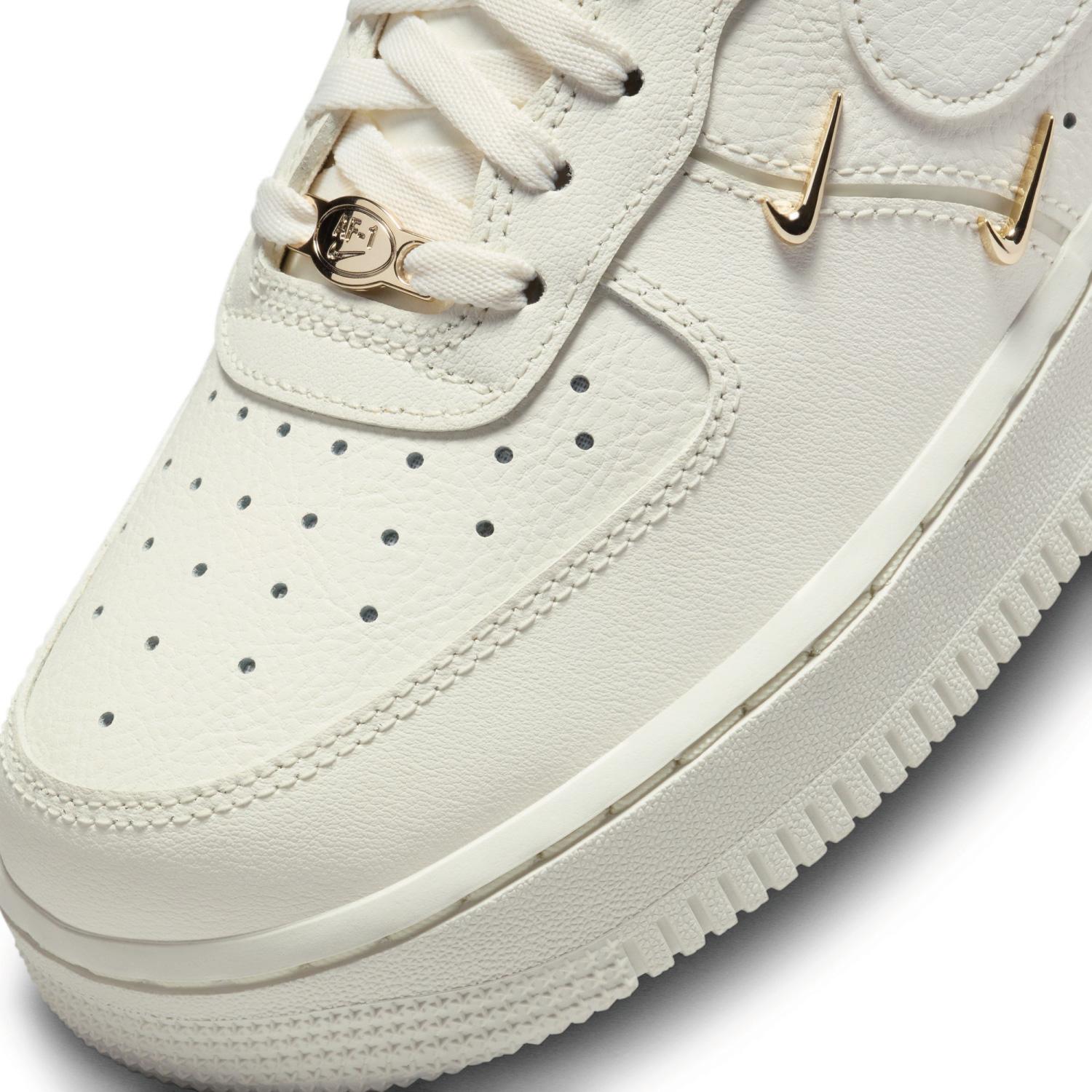 NIKE W AIR FORCE 1 '07 LX｜BILLY'S ENT 公式通販