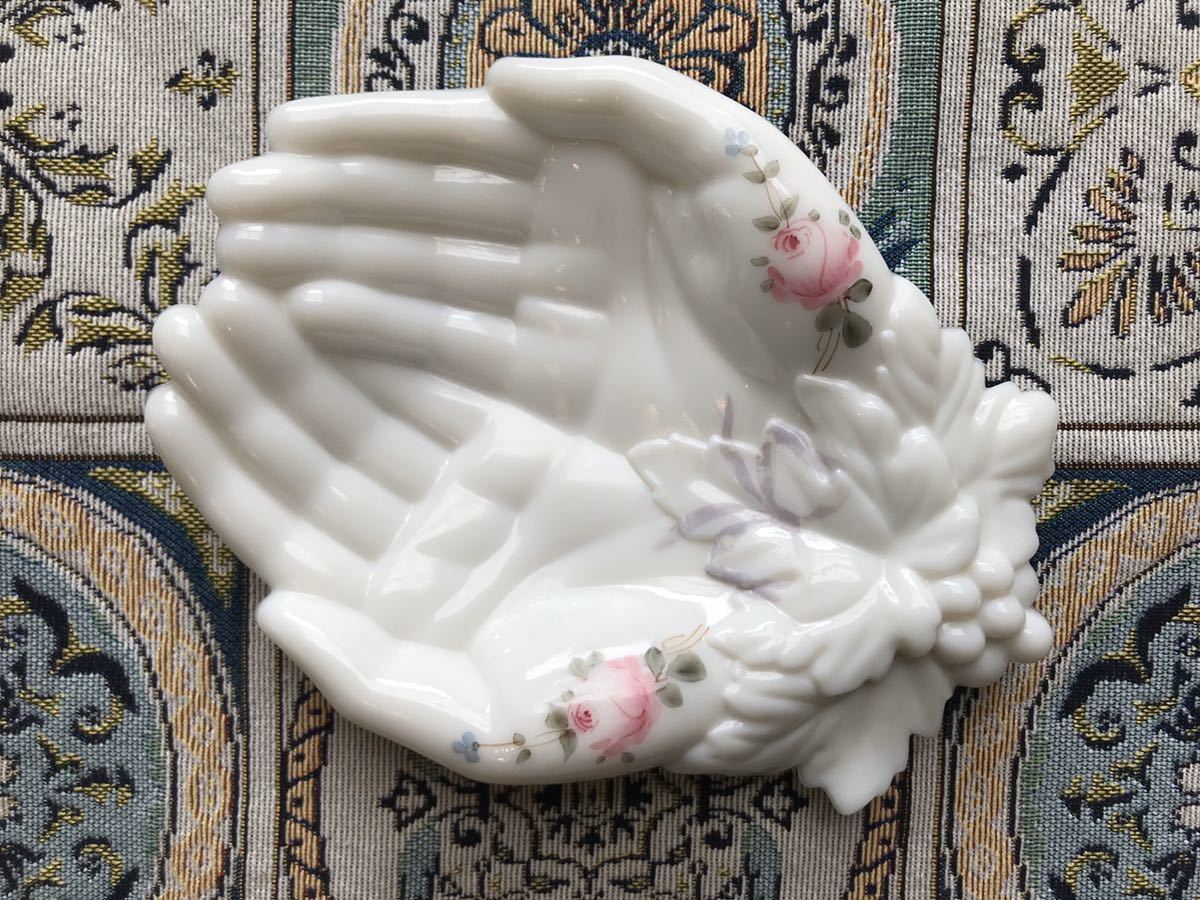 アメリカヴィンテージ ♤ ミルクガラスのハンドトレイ ♤ ウエスト