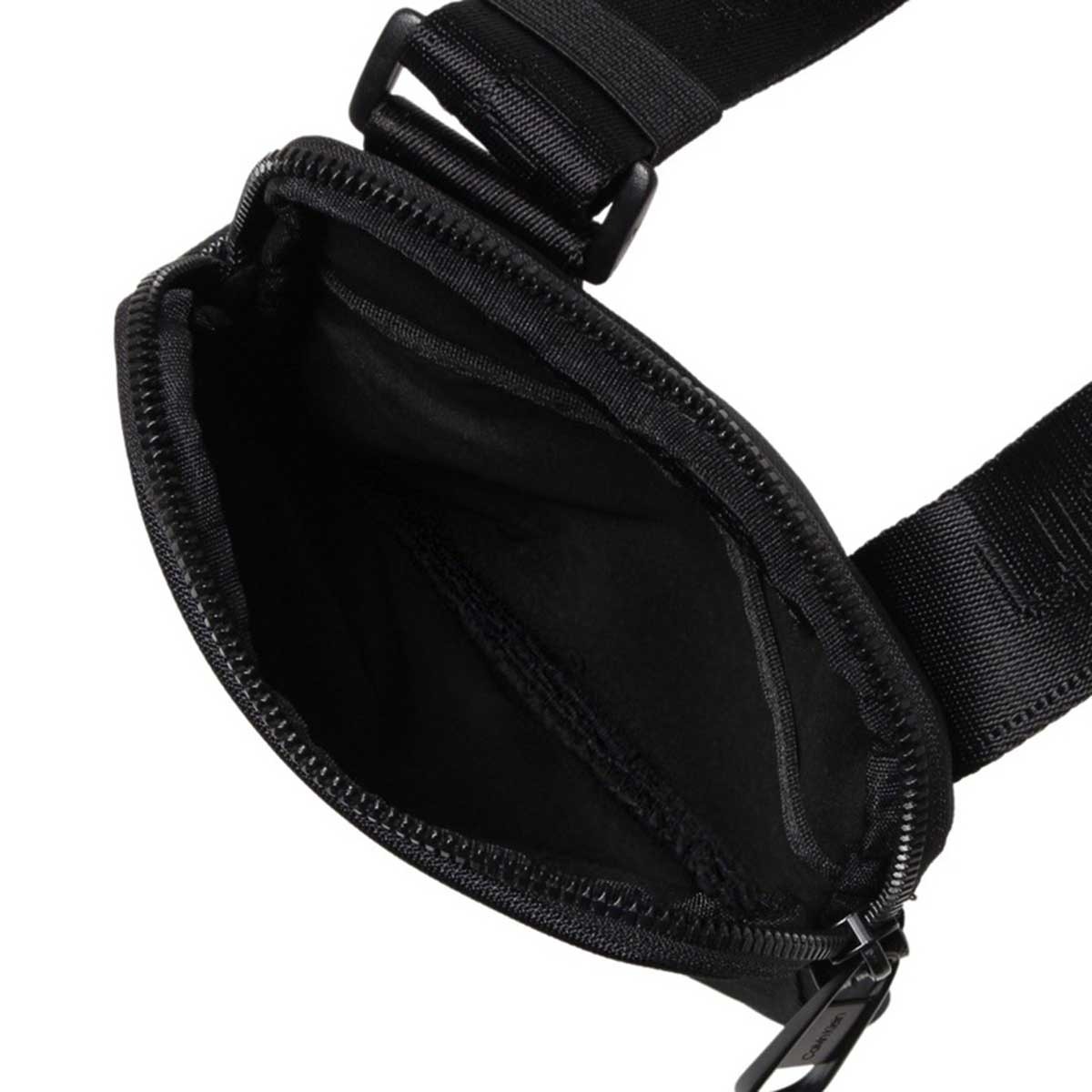 カルバンクライン Calvin Klein(CK) ショルダーバッグ サコッシュ