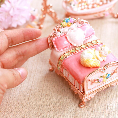 ジュエリーボックス】 ミニチュアベッド 猫 ピンク EX504-1 999