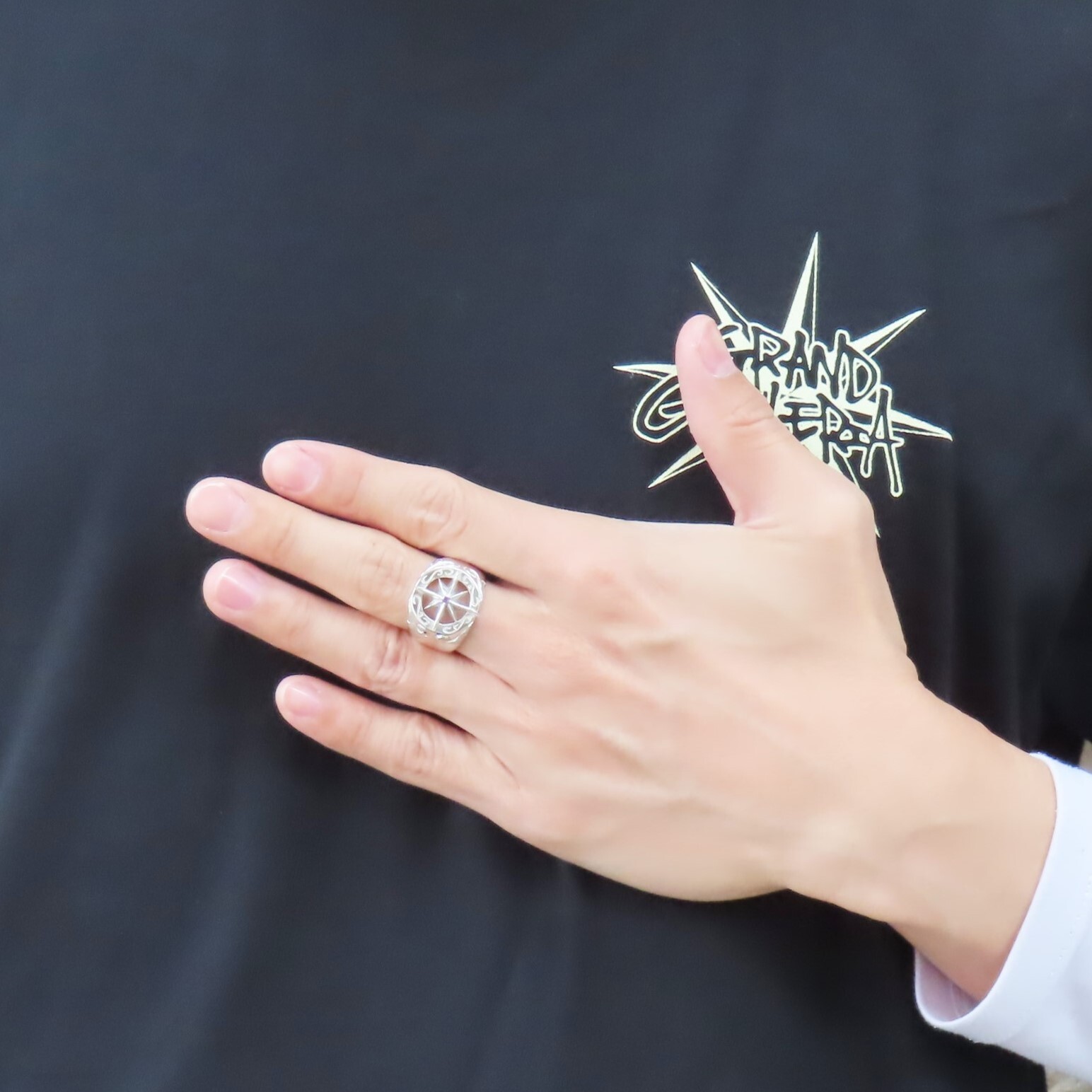 太陽神リング 指輪 シルバー925 【刻印無料】 太陽 太陽神 サン 唐草