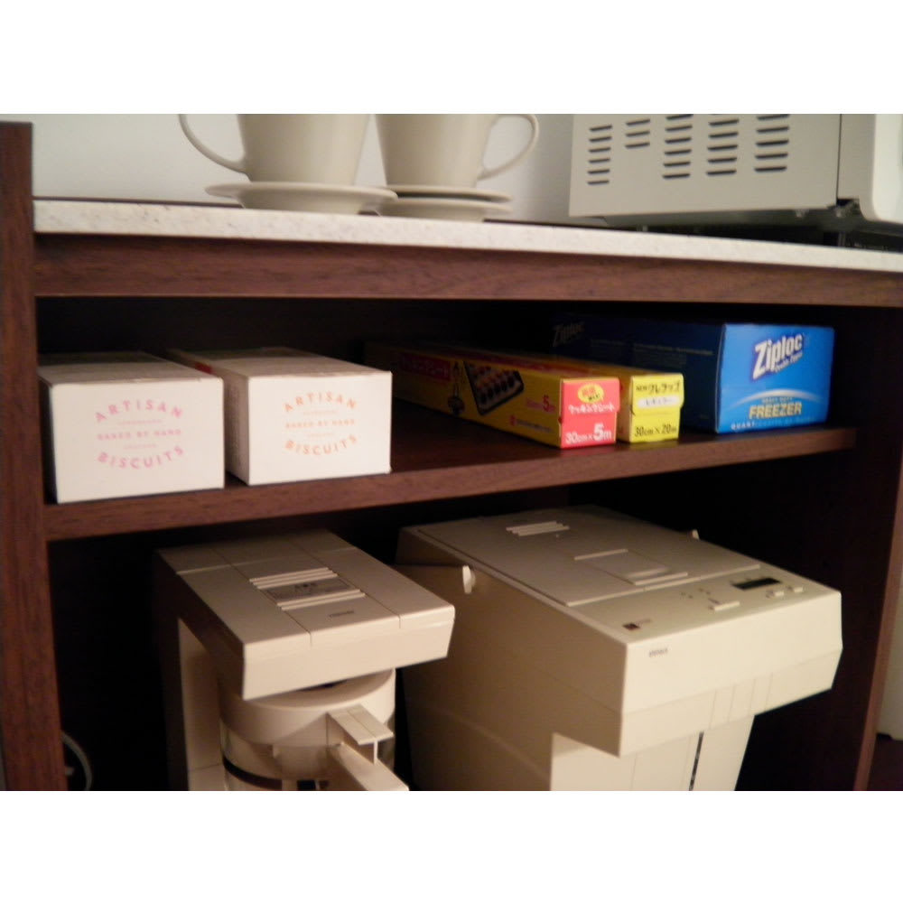 アルダー天然木人工大理石トップ 間仕切り家電収納キッチンカウンター