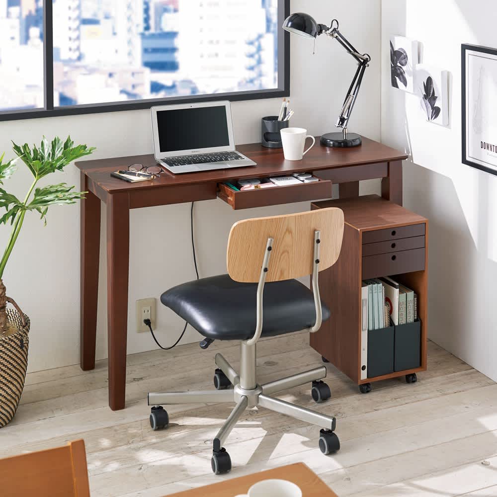 現代の住宅事情にぴったりサイズ！天然木デスク 幅110奥行40cm 通販