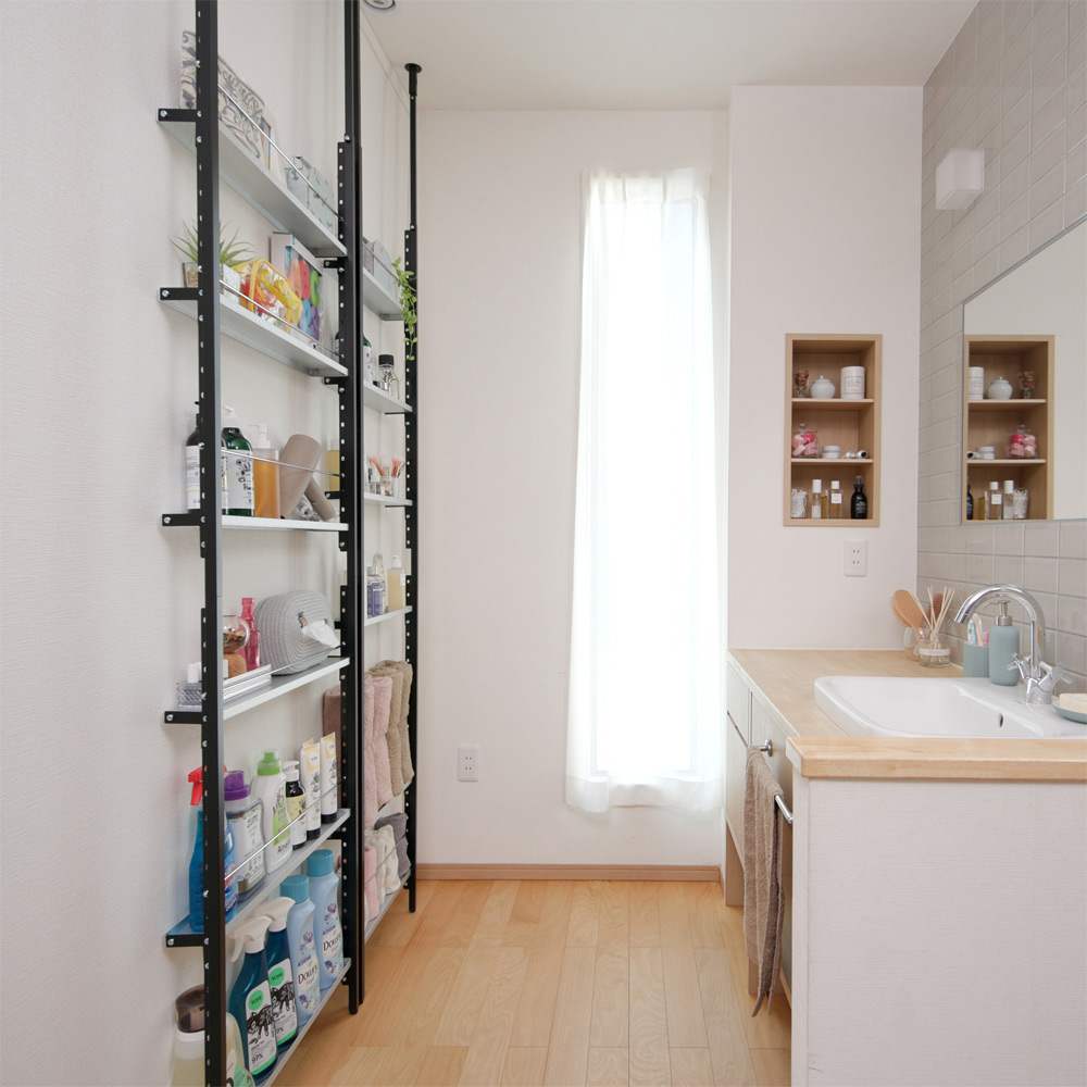 超薄型突っ張りディスプレイ収納ラック 幅70cmタイプ 奥行12cm高さ